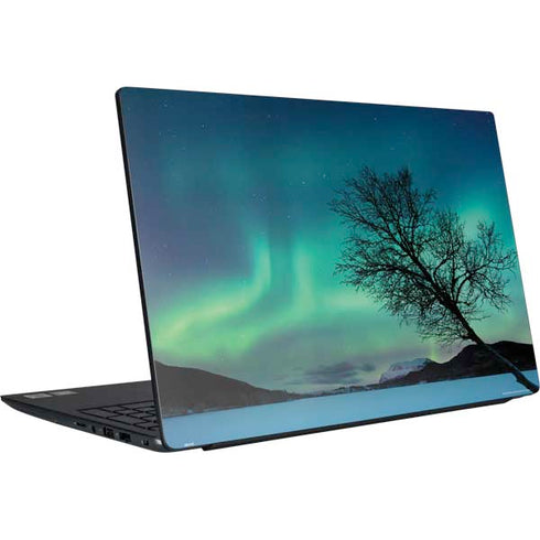 StockTrek Aurora Borealis over a lake in Norway Dell Vostro Skin